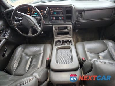 Zdjęcie 8 z 12 samochodu: 2005 GMC NEW SIERRA K1500 VIN:2GTEK13T451250428 - miniatura