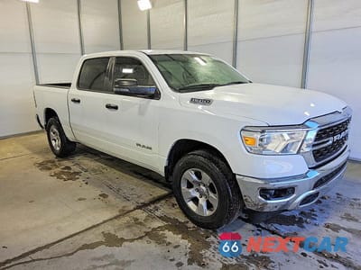 Czwarte zdjęcie samochodu z boku: 2023 RAM 1500 BIG HORN VIN:1C6SRFFT5PN622584 - miniatura