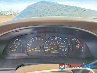 Zdjęcie 9 z 12 samochodu: 2001 TOYOTA TUNDRA SR5 VIN:5TBBT44171S145585 - miniatura