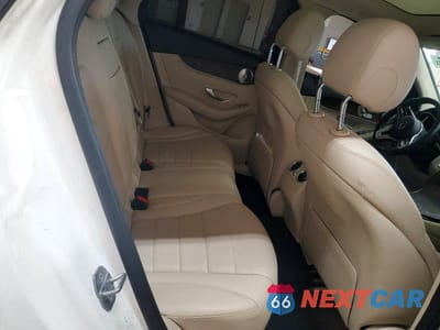Zdjęcie 10 z 12 samochodu: 2020 MERCEDES-BENZ GLC 300 4MATIC VIN:WDC0G8EB9LF686491 - miniatura