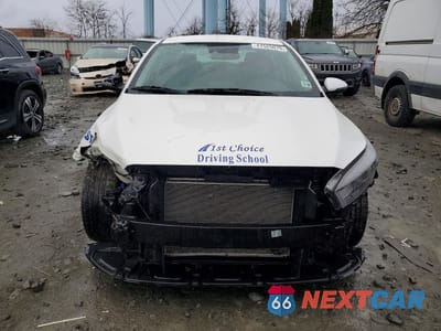 Piąte zdjęcie samochodu w środku: 2023 KIA FORTE LXS VIN:3KPF24ADXPE586009 - miniatura