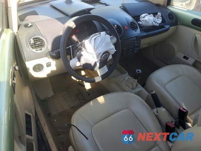 Zdjęcie 8 z 12 samochodu: 2008 VOLKSWAGEN NEW BEETLE CONVERTIBLE S VIN:3VWPF31Y48M402385 - miniatura