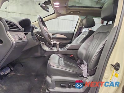 Zdjęcie 7 z 14 samochodu: 2015 LINCOLN MKX VIN:2LMDJ8JK0FBL31391 - miniatura