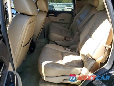 Zdjęcie 11 z 13 samochodu: 2008 GMC YUKON DENALI VIN:1GKEC63868J191712 - miniatura