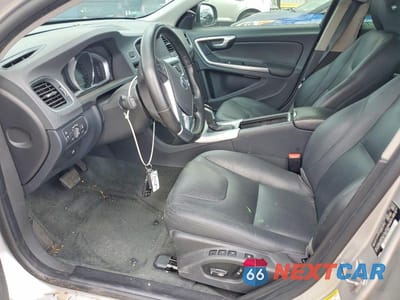 Zdjęcie 7 z 11 samochodu: 2018 VOLVO S60 INSCRIPTION VIN:LYV402TK0JB189229 - miniatura