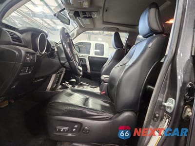 Zdjęcie 7 z 14 samochodu: 2012 TOYOTA 4RUNNER LIMITED VIN:JTEBU5JRXC5103727 - miniatura