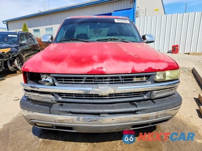 Piąte zdjęcie samochodu w środku: 2002 CHEVROLET SILVERADO C1500 VIN:2GCEC19V921351918 - miniatura