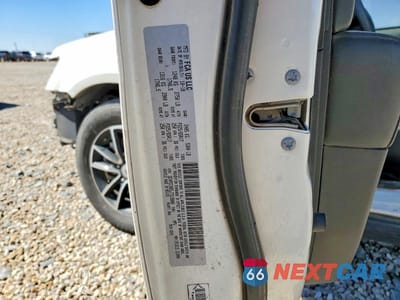Zdjęcie 14 z 14 samochodu: 2018 DODGE JOURNEY SE VIN:3C4PDCAB5JT519800 - miniatura