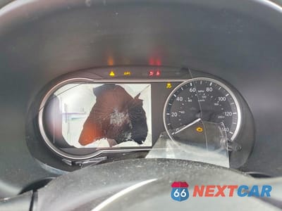 Zdjęcie 9 z 12 samochodu: 2019 NISSAN KICKS SV VIN:3N1CP5CU6KL541888 - miniatura