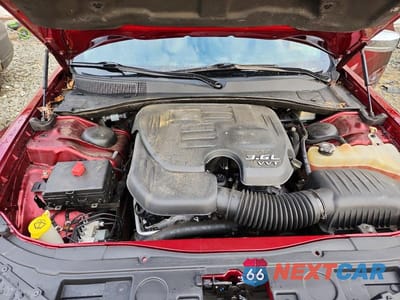 Zdjęcie 11 z 12 samochodu: 2016 CHRYSLER 300C VIN:2C3CCAKG4GH106448 - miniatura