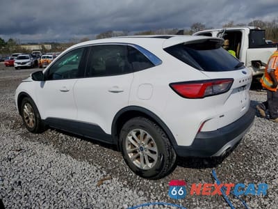 Drugie zdjęcie samochodu z przodu: 2021 FORD ESCAPE SE VIN:1FMCU0G69MUA97575 - miniatura
