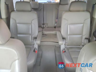 Zdjęcie 10 z 13 samochodu: 2020 CHEVROLET SUBURBAN K1500 LT VIN:1GNSKHKC0LR300069 - miniatura
