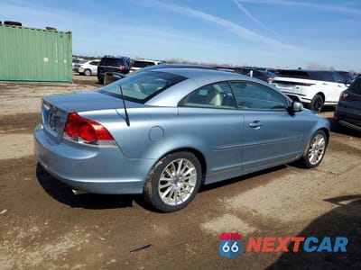 Trzecie zdjęcie samochodu z tyłu: 2008 VOLVO C70 T5 VIN:YV1MC67258J048161 - miniatura