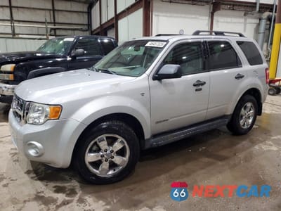 2008 FORD ESCAPE XLT 1FMCU03198KC99585 - główne zdjęcie licytacji z USA - miniatura