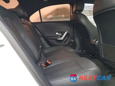 Zdjęcie 10 z 11 samochodu: 2019 MERCEDES-BENZ A 220 VIN:WDD3G4EB8KW028600 - miniatura