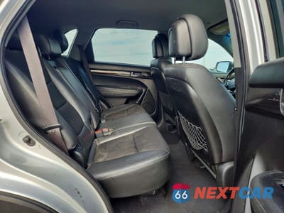 Zdjęcie 11 z 14 samochodu: 2012 KIA SORENTO EX VIN:5XYKU3A66CG257048 - miniatura