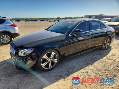 2017 MERCEDES-BENZ E 300 WDDZF4JB3HA115460 - główne zdjęcie licytacji z USA - miniatura