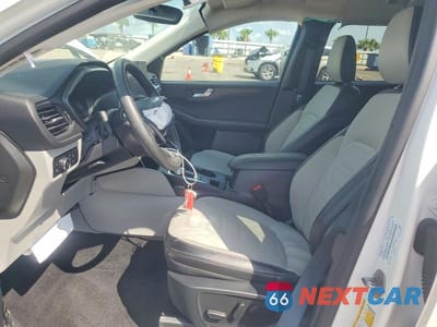 Zdjęcie 7 z 12 samochodu: 2024 FORD ESCAPE VIN:1FMCU0E15RUA54608 - miniatura