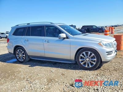 Czwarte zdjęcie samochodu z boku: 2014 MERCEDES-BENZ GL 450 4MATIC VIN:4JGDF7CE7EA344518 - miniatura
