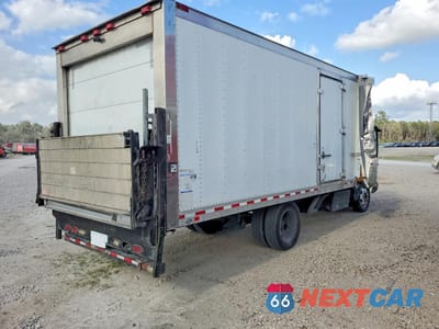 Trzecie zdjęcie samochodu z tyłu: 2016 ISUZU NQR REFRIGERATED BOX TRUCK VIN:JALE5W169G7901395 - miniatura