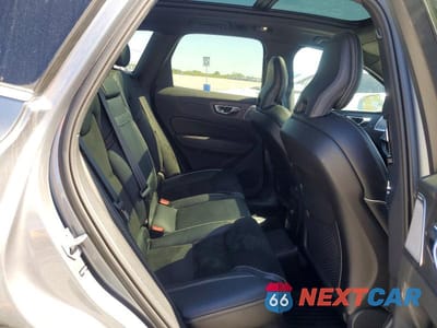 Zdjęcie 11 z 13 samochodu: 2019 VOLVO XC60 T8 R-DESIGN VIN:LYVBR0DM2KB283437 - miniatura