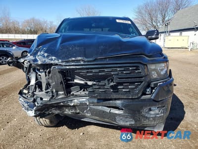 Piąte zdjęcie samochodu w środku: 2024 RAM 1500 BIG HORN VIN:1C6SRFMT5RN139182 - miniatura