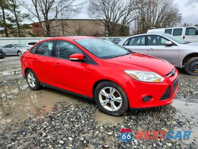 Czwarte zdjęcie samochodu z boku: 2014 FORD FOCUS SE VIN:1FADP3F23EL322487 - miniatura