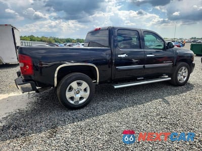 Trzecie zdjęcie samochodu z tyłu: 2011 CHEVROLET SILVERADO C1500 LT VIN:3GCPCSE0XBG187952 - miniatura