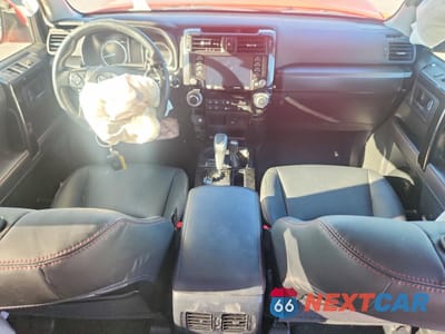 Zdjęcie 8 z 13 samochodu: 2023 TOYOTA 4RUNNER TRD PRO VIN:JTELU5JR9P6119907 - miniatura