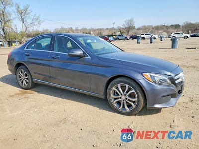 Czwarte zdjęcie samochodu z boku: 2016 MERCEDES-BENZ C 300 4MATIC VIN:55SWF4KB3GU161323 - miniatura