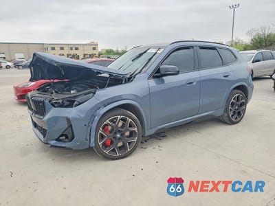 2024 BMW X1 M35I WBX13EF02R5Z49116 - główne zdjęcie licytacji z USA - miniatura