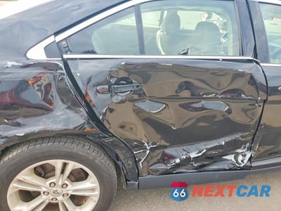 Zdjęcie 10 z 12 samochodu: 2019 FORD TAURUS SE VIN:1FAHP2D80KG109259 - miniatura