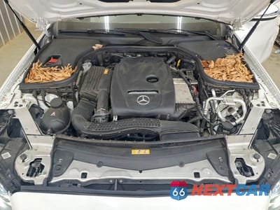 Zdjęcie 11 z 12 samochodu: 2017 MERCEDES-BENZ E 300 VIN:WDDZF4JB8HA050914 - miniatura