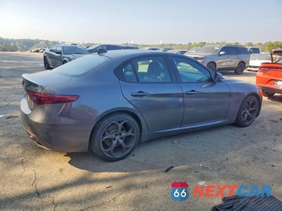 Trzecie zdjęcie samochodu z tyłu: 2019 ALFA ROMEO GIULIA TI VIN:ZARFAMBN9K7605819 - miniatura