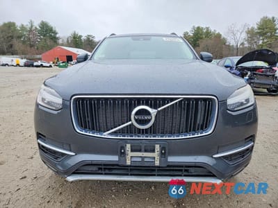 Piąte zdjęcie samochodu w środku: 2016 VOLVO XC90 T6 VIN:YV4A22PK2G1031382 - miniatura