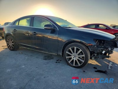 Czwarte zdjęcie samochodu z boku: 2018 VOLVO S60 PREMIER VIN:LYV402HK7JB173733 - miniatura