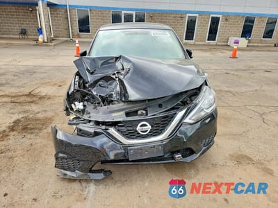 Piąte zdjęcie samochodu w środku: 2019 NISSAN SENTRA SV VIN:3N1AB7AP5KY442254 - miniatura