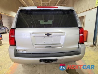 Zdjęcie 6 z 12 samochodu: 2017 CHEVROLET TAHOE K1500 LT VIN:1GNSKBKC4HR324895 - miniatura