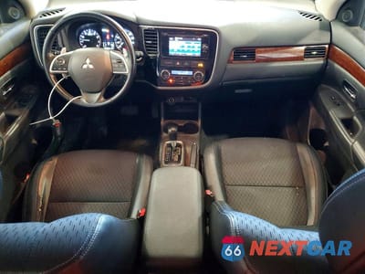 Zdjęcie 8 z 12 samochodu: 2015 MITSUBISHI OUTLANDER GT VIN:JA4JZ4AX7FZ000475 - miniatura