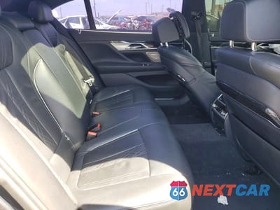 Zdjęcie 10 z 12 samochodu: 2019 BMW 750 I VIN:WBA7F0C5XKGM25835 - miniatura