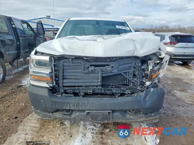 Piąte zdjęcie samochodu w środku: 2019 CHEVROLET SILVERADO LD K1500 BASE/LS VIN:2GCVKNECXK1223847 - miniatura