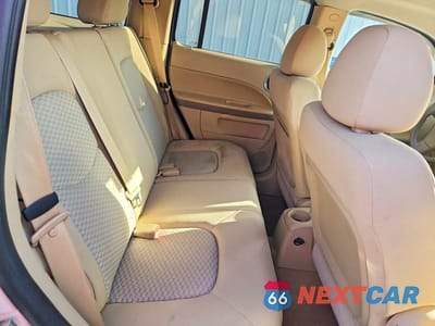Zdjęcie 10 z 12 samochodu: 2008 CHEVROLET HHR LT VIN:3GNCA23D18S704238 - miniatura