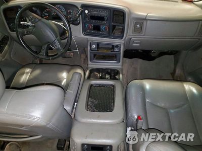 Zdjęcie 8 z 12 samochodu: 2005 CHEVROLET SILVERADO K2500 HEAVY DUTY VIN:1GCHK23275F809327 - miniatura