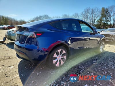 Trzecie zdjęcie samochodu z tyłu: 2021 TESLA MODEL Y VIN:5YJYGDEE1MF258691 - miniatura