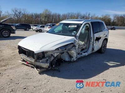 2021 VOLVO XC90 T6 MOMENTUM YV4A22PK2M1683639 - główne zdjęcie licytacji z USA - miniatura