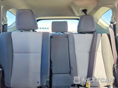 Zdjęcie 10 z 14 samochodu: 2015 TOYOTA RAV4 LE VIN:JTMZFREV0FJ059308 - miniatura