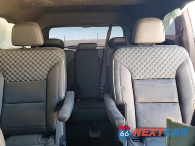 Zdjęcie 10 z 14 samochodu: 2025 GMC ACADIA DENALI VIN:1GKENLRS0SJ251468 - miniatura
