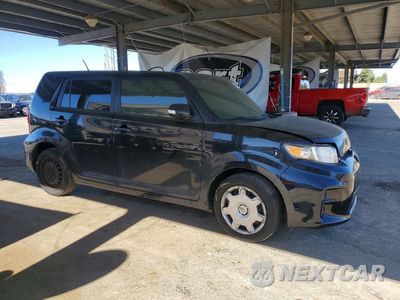 Czwarte zdjęcie samochodu z boku: 2012 SCION XB BASE VIN:JTLZE4FE0CJ021386 - miniatura