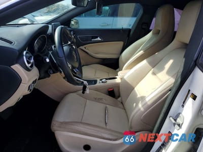 Zdjęcie 7 z 12 samochodu: 2015 MERCEDES-BENZ CLA 250 VIN:WDDSJ4EB4FN161962 - miniatura