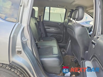 Zdjęcie 11 z 13 samochodu: 2016 JEEP COMPASS LATITUDE VIN:1C4NJCEA8GD620006 - miniatura